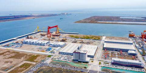 我國(guó)首個(gè)海洋油氣裝備制造“智能工廠”成功投產(chǎn)，引領(lǐng)船舶設(shè)計(jì)制造新篇章